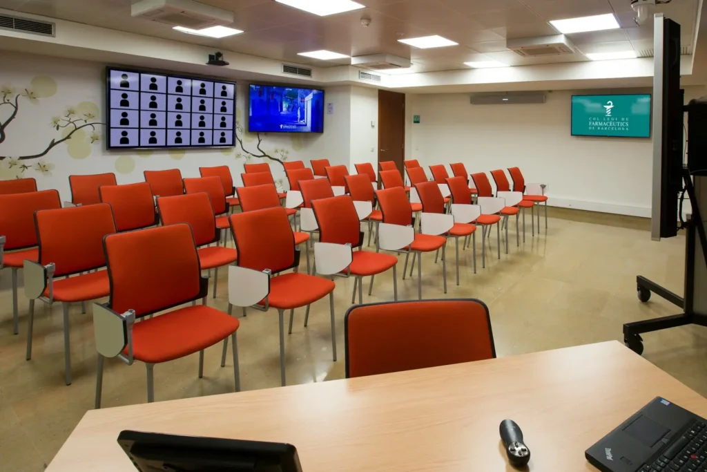 salle-de-conférence-emergence (1)